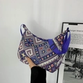 Borsa tote etnica bohémien con tracolla blu regolabile e motivo geometrico colorato - Viola