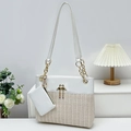 Borsa tote bianca intrecciata con inserti in pelle, ciondolo a cigno e mini portamonete - Grigio