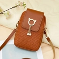 Mini sac pour téléphone marron tressé avec anneau oreilles de chat doré et perles - Marron