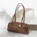 Sac baguette chic en cuir PU marron brillant avec doubles anses et détails dorés - Marron
