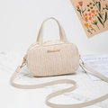Borsa a tracolla in paglia beige con cinturini in ecopelle e logo dorato su tessuto - Albicocca