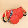 Ensemble de sacs rouges matelassés avec bandoulière large et petit porte-monnaie - Rouge