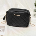 Bolso bandolera negro acolchado con cadena dorada y detalle de borla elegante - Negro