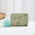 Mini monedero verde menta con estampado de oso y llavero de pompón para mujer - Verde