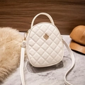Sac bandoulière blanc matelassé avec fermoir fleur dorée pour femmes élégantes - Blanc