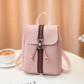 Mini zaino rosa con striscia rosso-verde, fibbia in metallo e chiusura a coulisse - Rosa