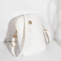 Sac à téléphone matelassé blanc avec détail camélia doré et bandoulière réglable - Blanc