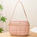 Rosa gesteppte Schultertasche für Damen mit goldenem Logo und Diamantverzierung - Rosa