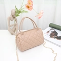 Sac à main matelassé beige avec broderie élégante et bandoulière chaîne dorée raffinée - Kaki