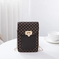 Mini borsa tracolla porta cellulare marrone scuro con motivi floreali dorati e fibbia - caffè
