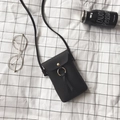 Mini sac pour téléphone portable noir en cuir PU grainé avec anneau en métal chic - Noir