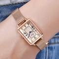 Orologio retrò rettangolare da donna in oro rosa con cinturino in maglia al polso - Cassa Oro Rosa Quadrante Dorato