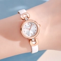Montre à quartz GEDI avec boîtier en or rose, bracelet cuir blanc et cristaux - Boîtier Or Rose Cadran Blanc Bracelet Blanc