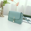 Mini borsa a tracolla verde menta motivo coccodrillo con perla elegante e fibbia dorata - Blu