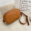 Sac banane chic marron avec surpiqûres chevron et sangle réglable pour femme - Marron
