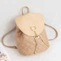 Sac à dos beige matelassé à losanges avec breloques perles et anneau doré - Kaki