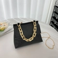 Sac à main chic noir pour femme avec motif litchi et poignée élégante en chaîne dorée - Noir Motif Litchi
