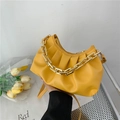 Yellow pleated cloud bag with chunky gold chain and thin shoulder strap in PU leather - Yellow