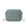 Borsa a tracolla trapuntata grigio blu con catena dorata e motivo a rombi ricamato - Blu