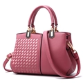 Elegante borsa a mano rosa antico con trama intrecciata e finiture dorate - Stile 2 Rosso Gomma Intrecciato