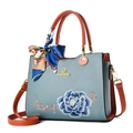 Blaue Stickerei-Einkaufstasche mit orangen Griffen, Blumenmuster und Seidenschal - Einheitsgröße / Blau