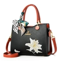 Sac à main noir brodé avec poignées orange et foulard décoratif en soie - Noir avec Broderie de Pivoine