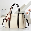 Elegante borsa tote bianco crema e marrone con foulard di seta e tracolla rimovibile - Bianco