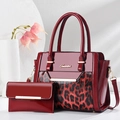 Dunkelrotes Handtaschen-Set aus Lackleder mit Leopardenmuster, Geldbörse und Golddetails - 27*13*21CM / Burgunderrot