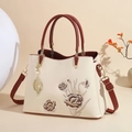 Elegante bolso de mano beige con bordados florales y correa marrón ajustable - Albaricoque (Sin Pañuelo de Seda)