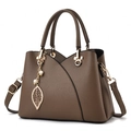 Sac à main élégant marron foncé à motif litchi avec pendentif feuille et bandoulière femme - café