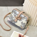 Sac à bandoulière vintage à motif Paisley avec glands et compartiments dorés - Kaki