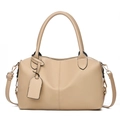 Elegante borsa Boston da donna in pelle opaca beige con doppi manici e tracolla - 31x13x17cm / Cachi