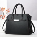 Classic black litchi grain leather Kelly bag with silver lock and detachable strap - 30*14.5*23.5CM / Black