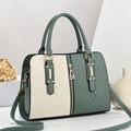 Sac à main femme bicolore vert sauge et beige avec surpiqûres et finitions dorées - Vert