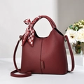 Elegante borsa a mano bordeaux in pelle con foulard e tracolla rimovibile - Tinta unita / Rosso Vino