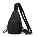 Borsa pettorale nera in nylon versatile con logo triangolare e ciondolo a stella su fondo bianco - Stile Hardware in Metallo a V