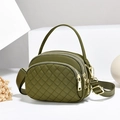 Bolso bandolera acolchado verde oliva con tres compartimentos de cremallera y correa - Verde / Dorado