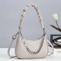 Elegant beige half-moon handbag with pleated handle and silver chain detail - L23 W6 H15 / Apricot