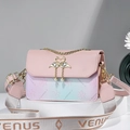 Bolso bandolera degradado rosa púrpura con cierre de cisne dorado y correa tejida - Rosa