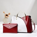 Sac fourre-tout rouge et blanc motif crocodile avec pochette enveloppe et poignée métal - Rouge Vin avec Blanc
