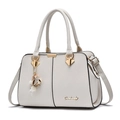Elegant white lychee grain leather tote bag with gold hardware and flower pearl pendant - White