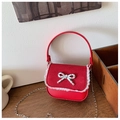 Mini rode kinderhandtas met witte kant, zilveren strik en metalen kettingriem - Rood