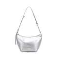 Bolso de hombro media luna en plata metalizada con detalle de cadena elegante - Plateado
