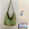 Sac bandoulière enfant en toile vert herbe avec broderie Bluchy et large sangle - Vert (sans pendentif)