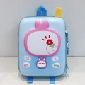 Dettaglio dello zaino rigido azzurro per bambini con coniglietto e icone di cartoni animati - Blu