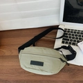 Verstellbare hellgrüne Nylon-Brusttasche für Kinder mit stylischem Buchstaben-Logo-Patch - Grün