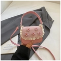 Mini borsa a tracolla rosa con ricami floreali 3D e raffinati bordi in pizzo chic - Rosa