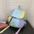 Zaino in nylon multicolore blu, viola e verde con ciondolo a forma di coniglio trendy - Con Ciondolo / Blu