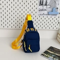 Zaino a spalla per bambini in nylon blu scuro con tracolle gialle e tasca frontale - Piccolo / Blu