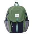 Mochila infantil bicolor verde y azul marino con etiqueta MOUNTAINS y cierre hebilla - Verde